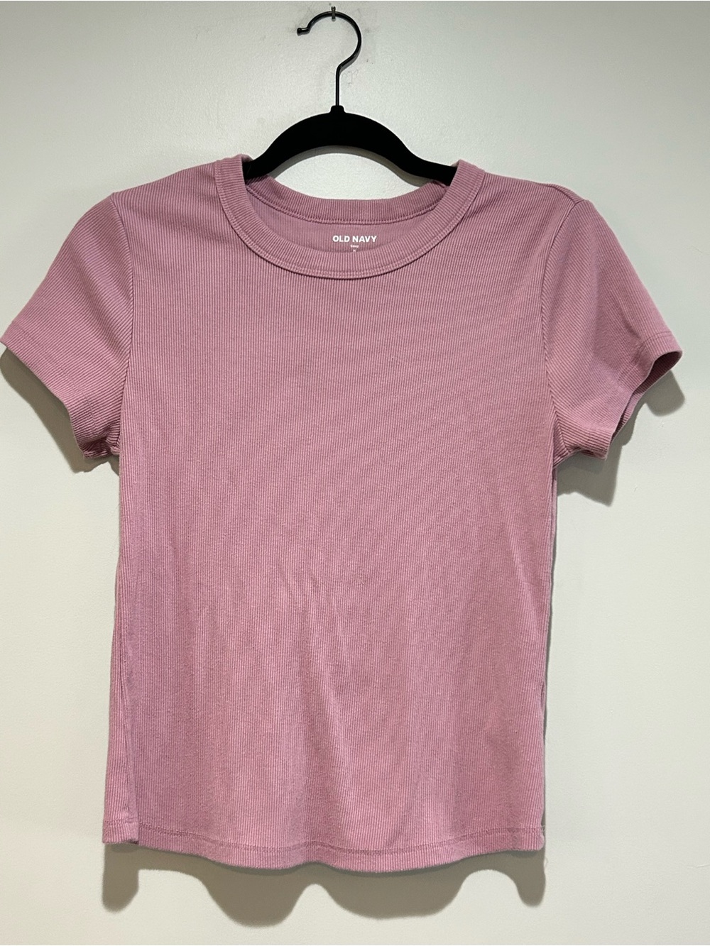 Old Navy Short-Sleeve Ribbed Tee in Mauve Pink